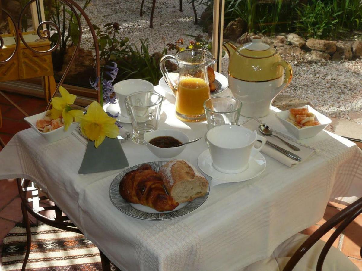 Les Terres Basses Hotel Fabrezan Luaran gambar